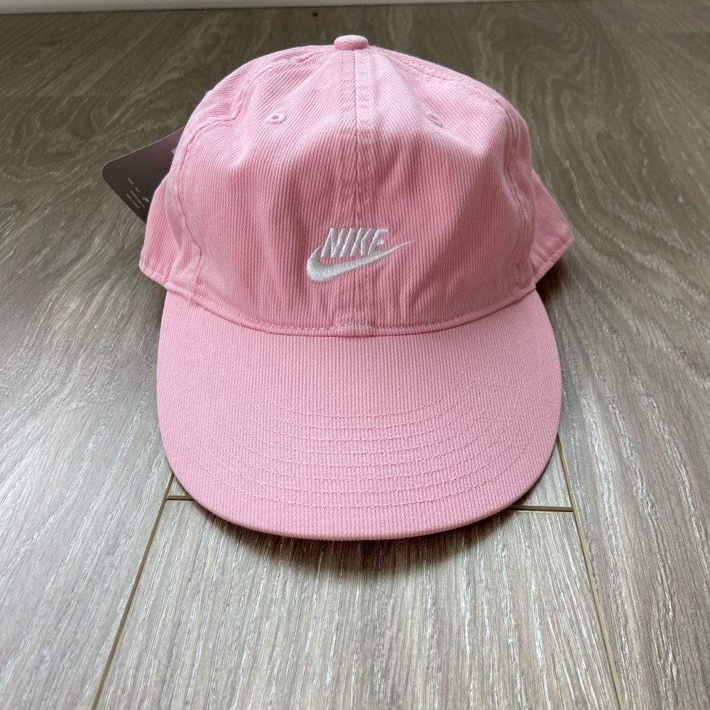 NWT Pink Nike hat